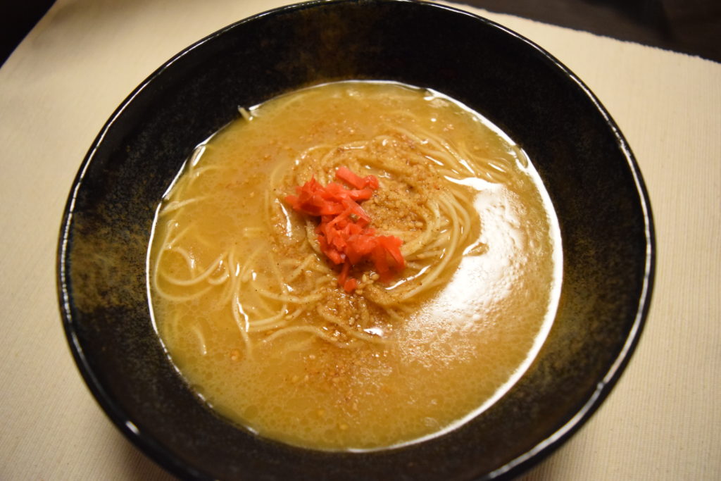 自宅で手軽に食べられる 箱入りの大砲ラーメンを食べてみた